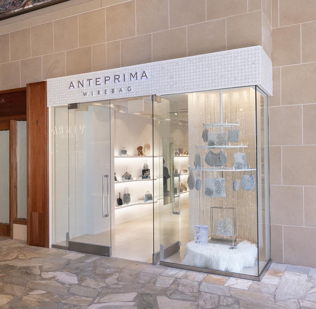 Anteprima Wirebag Hawaii Store Renewal Event And Charity Auction